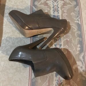 Aldo stiletto healed slate gray leather pump/booties size 36